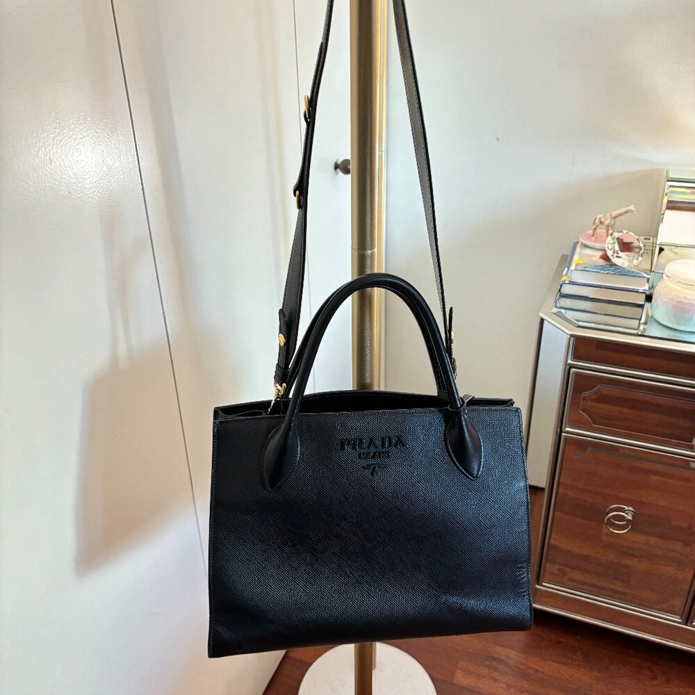 Authentic - Prada Monochrome Large Saffiano Bag